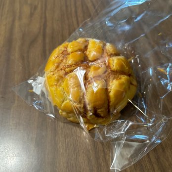 85°C Bakery Cafe-Concord - Bolo (pineapple) bao - Bakeries Near Me - Concord, California 85°C Bakery Cafe-Concord - Bolo (pineapple) bao - Bakeries Near Me - Concord, California