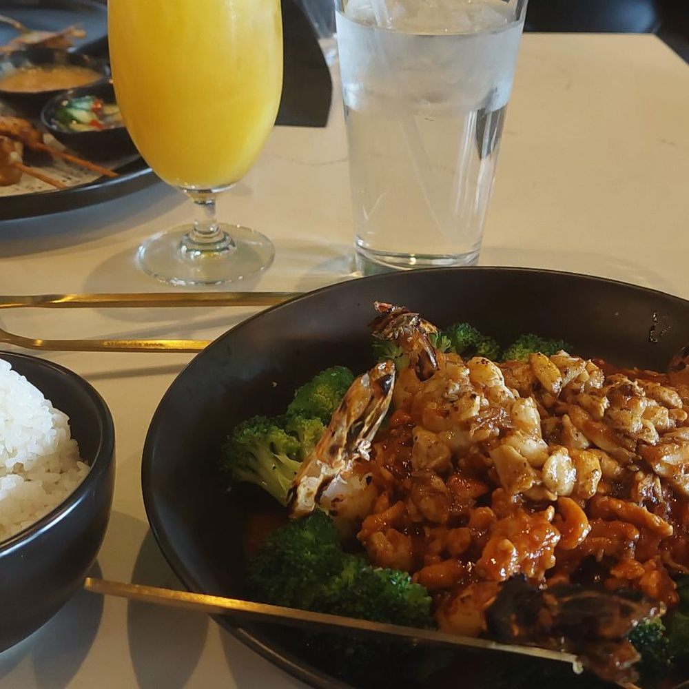 Linjee Thai - Goog Pu Pattaya - Thai Near Me - Alexandria, Virginia Linjee Thai - Goog Pu Pattaya - Thai Near Me - Alexandria, Virginia