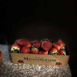 R Manassero Farms - Strawberries
