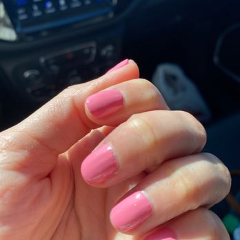 Le Luxe Nail Bar - Nail Salons Near Me - Naples, Florida