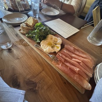 Catelli's - New American Near Me - Geyserville, California Catelli's - New American Near Me - Geyserville, California