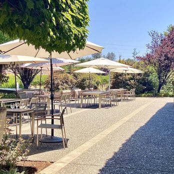 J Vineyards & Winery - Patio seating - Wineries Near Me - Healdsburg, California J Vineyards & Winery - Patio seating - Wineries Near Me - Healdsburg, California