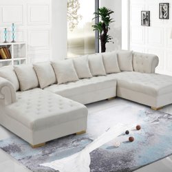 Glam Furniture - MY BEAUTIFULL WHITE SECTIONAL