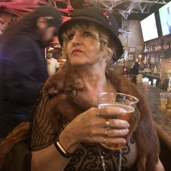 The Pub & Lounge - Customer from the 20's - Bars Near Me - Manteca, California