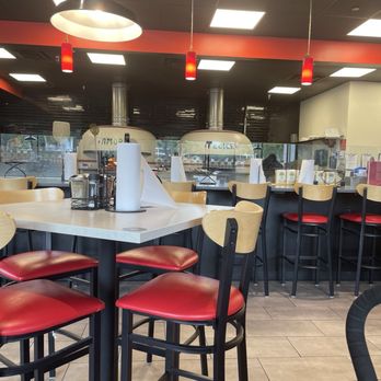 V Pizza - Pizza Near Me - Orlando, Florida