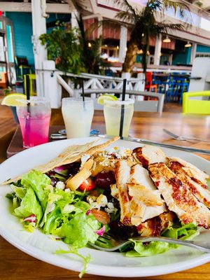 Bahama Breeze by null
