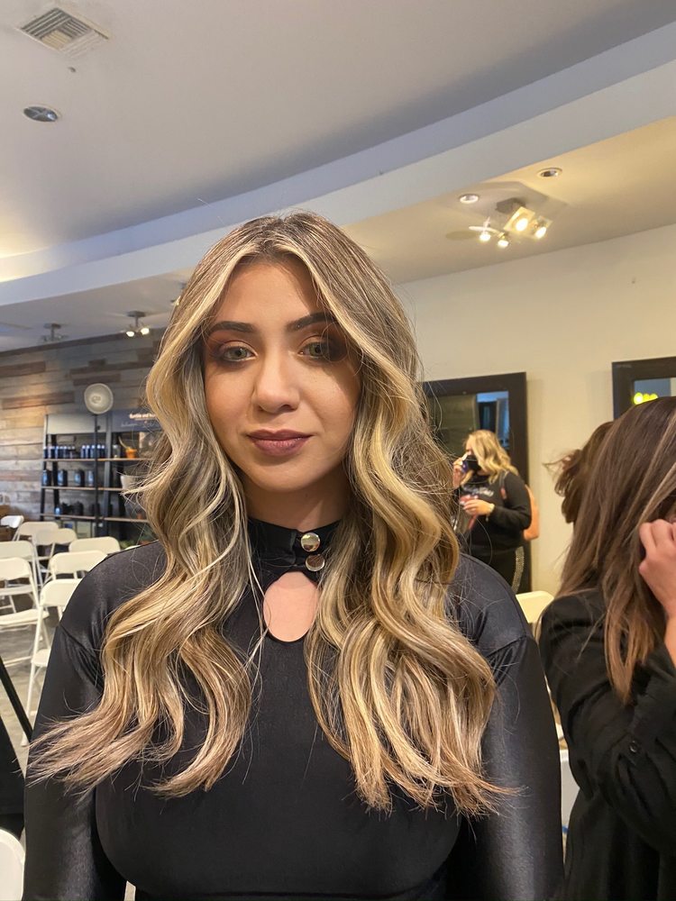 MASTER CUTS BEAUTY SALON Updated August 2024 136 Photos 1525 N