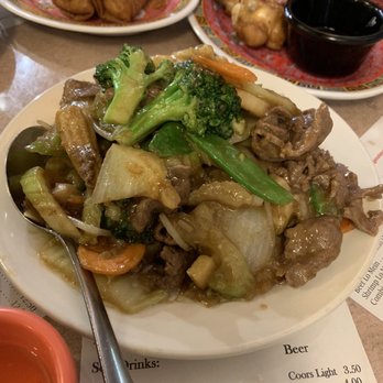 Taste of Saigon - Beef with Broccoli & Bambo Shoots - Vietnamese Near Me - Duluth, Minnesota Taste of Saigon - Beef with Broccoli & Bambo Shoots - Vietnamese Near Me - Duluth, Minnesota