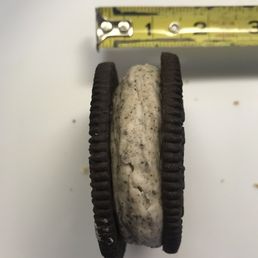 Cookies and cream filling