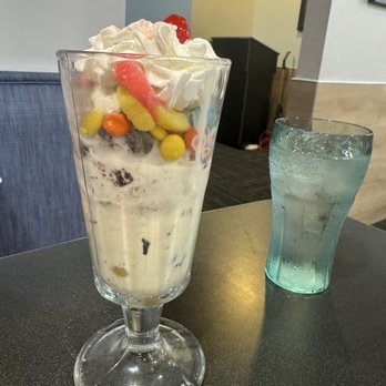 Friendly's - Ice Cream & Frozen Yogurt Near Me - Orlando, Florida