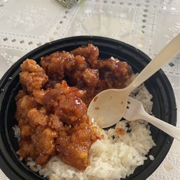 General Tao Chicken Fried Rice
