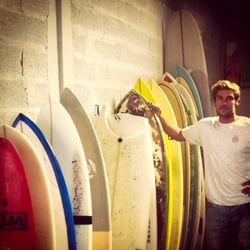Marty SurfShop - Martysurfdelivery, propose à la location tous les styles de planches (longboard, rétro fish, single, shortboard, minimalibu).