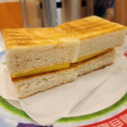 安利魚蛋粉麵