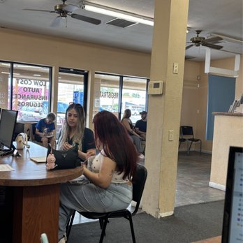 L.A. Insurance - Interior of the L.A. Insurance located at 1337 West Prince Rd. in AZ - Home & Rental Insurance Near Me - Tucson, Arizona L.A. Insurance - Interior of the L.A. Insurance located at 1337 West Prince Rd. in AZ - Home & Rental Insurance Near Me - Tucson, Arizona