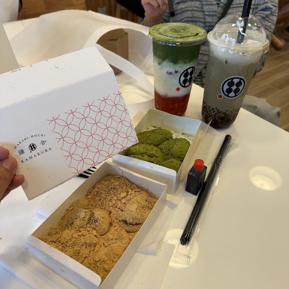 Warabimochi Kamakura - Konako and matcha mochi 5 piece with brown sugar sauce - Desserts Near Me - Torrance, California Warabimochi Kamakura - Konako and matcha mochi 5 piece with brown sugar sauce - Desserts Near Me - Torrance, California