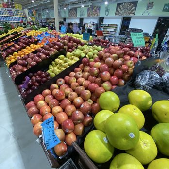 Grocery Square - Grocery Near Me - Secaucus, New Jersey