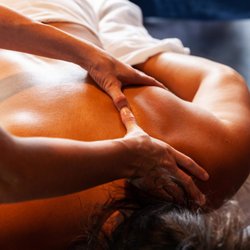 Massage Therapy Cleo