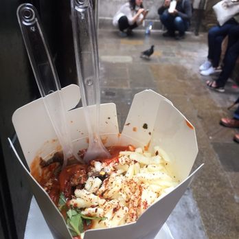 Dal Moro's - Garlicky and a little spicy with delicious mozzarella on top - Fast Food Near Me - Venezia, VE