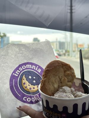 Insomnia Cookies by null