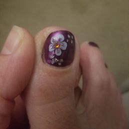 This picture was taken after a week of outdoor adventure hiking and kayaking. LeLe Nails techs are the best. This picture was taken after a week of outdoor adventure hiking and kayaking. LeLe Nails techs are the best.