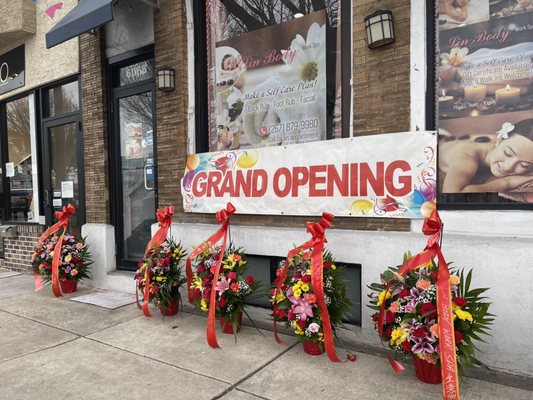 LIN BODY WORK SPA - Updated February 2026 - 11 Photos - 6068 Ridge Ave ...