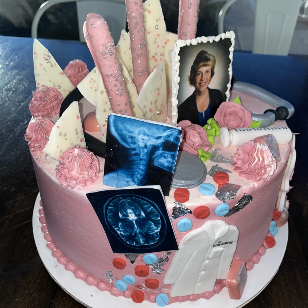 Sugar Coma Treats - Lori even included scans to incorporate my friend's medical specialty with her cake. - Bakeries Near Me - Omaha, Nebraska Sugar Coma Treats - Lori even included scans to incorporate my friend's medical specialty with her cake. - Bakeries Near Me - Omaha, Nebraska