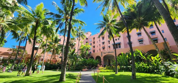 The Royal Hawaiian, a Luxury Collection Resort, Waikiki by null