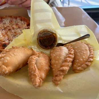 Furnos - Empanadas chicken, beef, and spinach/cheese. Very good flavors. - Argentine Near Me - Rancho Cucamonga, California Furnos - Empanadas chicken, beef, and spinach/cheese. Very good flavors. - Argentine Near Me - Rancho Cucamonga, California