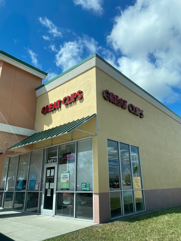 GREAT CLIPS Updated October 2024 18 Photos & 36 Reviews 4797 W Irlo Bronson Memorial Hwy