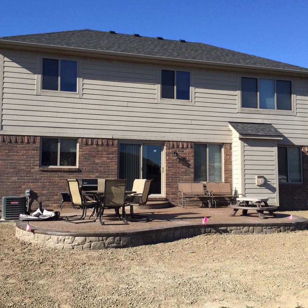 Ruggero Cement Construction - Aggregate patio with stamped border - General Contractors Near Me - Washington, Michigan Ruggero Cement Construction - Aggregate patio with stamped border - General Contractors Near Me - Washington, Michigan