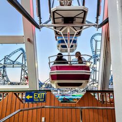 Playland's Castaway Cove
