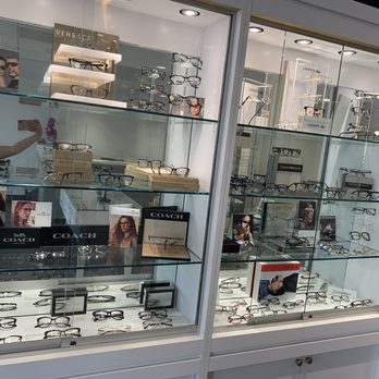 Gary A Lee, OD - Optometrists Near Me - El Monte, California