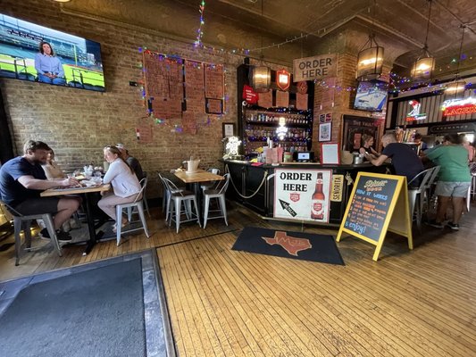 Matt's Barbecue and Bourbon Bar by null