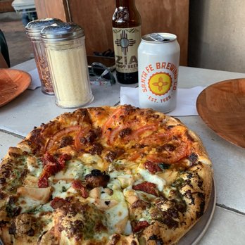 Upper Crust Pizza - Pesto chicken and chili chorizo - Pizza Near Me - Santa Fe, New Mexico