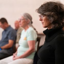 Mahamudra Kadampa Meditation Center - meditating peaceful community