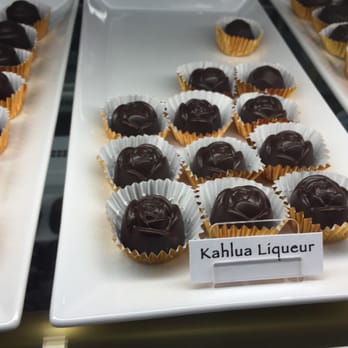 Choco le'a - Chocolatiers & Shops Near Me - Honolulu, Hawaii Choco le'a - Chocolatiers & Shops Near Me - Honolulu, Hawaii