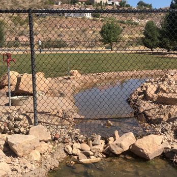 Dog Town Dog Park - It's cute small pool - Dog Parks Near Me - Washington, Utah