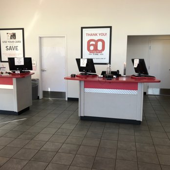 Discount Tire - Inside - Tires Near Me - Houston, Texas Discount Tire - Inside - Tires Near Me - Houston, Texas