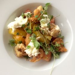 Harvey Nichols Second Floor Bar And Brasserie - Tomato, basil & mozzarella salad (2016)