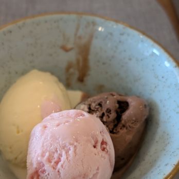 Ballachulish Hotel & Restaurant - Ice cream - Hotels Near Me - Ballachulish, HLD Ballachulish Hotel & Restaurant - Ice cream - Hotels Near Me - Ballachulish, HLD