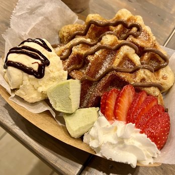Sunflour Dessert & coffee - Croffle - Desserts Near Me - Lawrenceville, Georgia