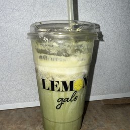 Strawberry matcha with bitter aftertaste Strawberry matcha with bitter aftertaste