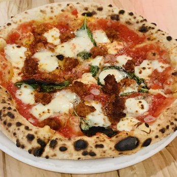 Pizzeria Libretto - Pizza Near Me - Toronto, Ontario
