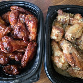 Velly Pizza - BBQ and garlic parmesan wings - Pizza Near Me - Elk Grove, California Velly Pizza - BBQ and garlic parmesan wings - Pizza Near Me - Elk Grove, California