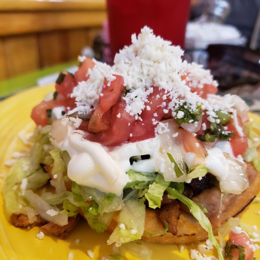 Food from Los Bravos Mexican Restaurant