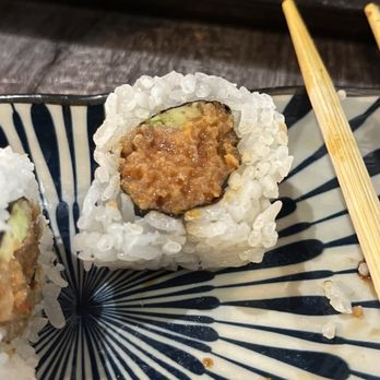 Yoshiharu Ramen - SPICY TUNA ROLL - Ramen Near Me - La Mirada, California Yoshiharu Ramen - SPICY TUNA ROLL - Ramen Near Me - La Mirada, California