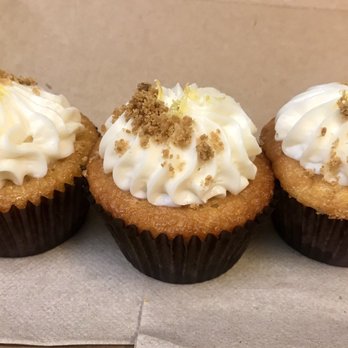 Cupcakin' Bake Shop - Lemon meringue pie cupcakes! Amazing! - Cupcakes Near Me - Oakland, California Cupcakin' Bake Shop - Lemon meringue pie cupcakes! Amazing! - Cupcakes Near Me - Oakland, California