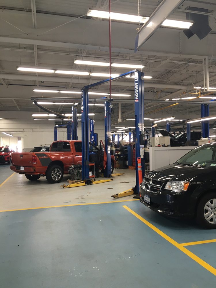 GENGRAS MOTOR CARS Updated September 2024 540 Connecticut Blvd