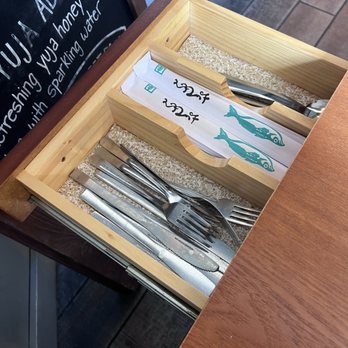 Yum Korea - Utensils in table - Korean Near Me - Weston, Florida