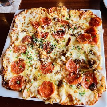Tavern House Kitchen + Bar - Pepperoni and sausage flatbread - New American Near Me - Newport Beach, California Tavern House Kitchen + Bar - Pepperoni and sausage flatbread - New American Near Me - Newport Beach, California